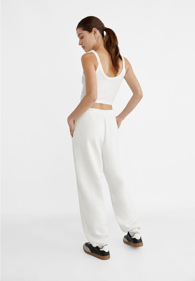 Stradivarius Plush boyfriend joggers  White M