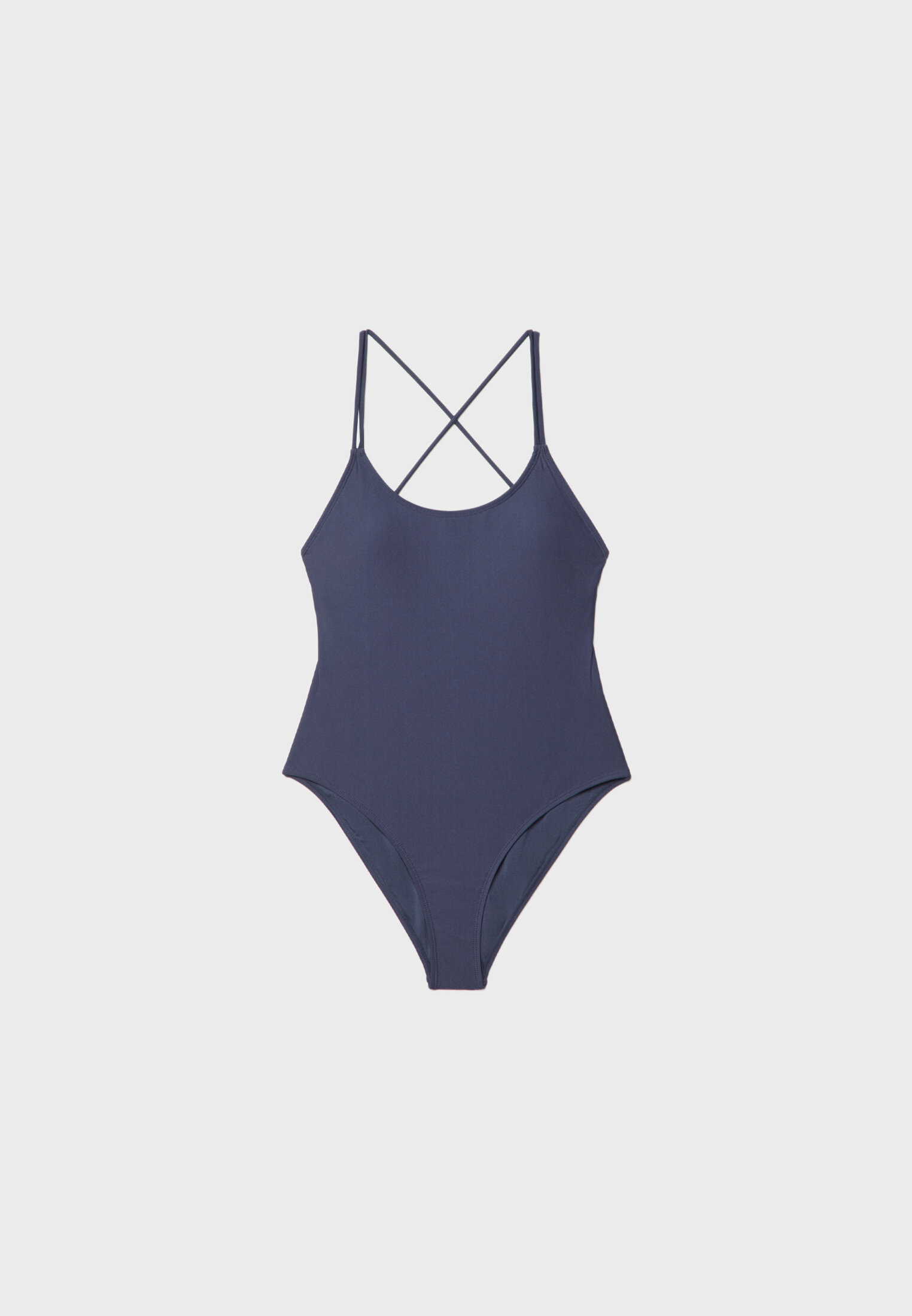 Swimsuit with crossed straps at the back