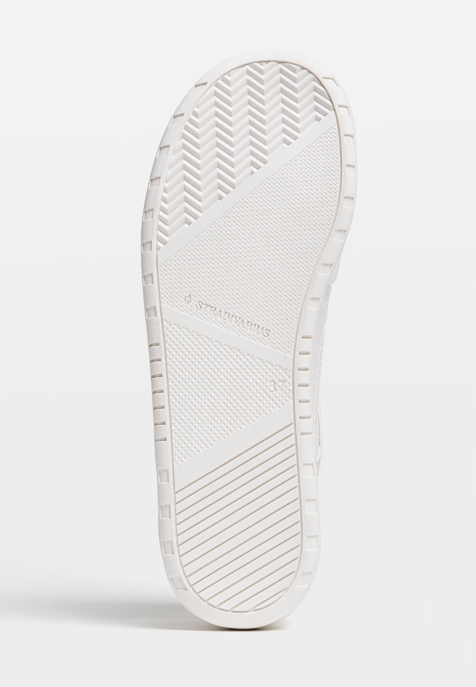 Zapatillas stradivarius rebajas hotsell 2019