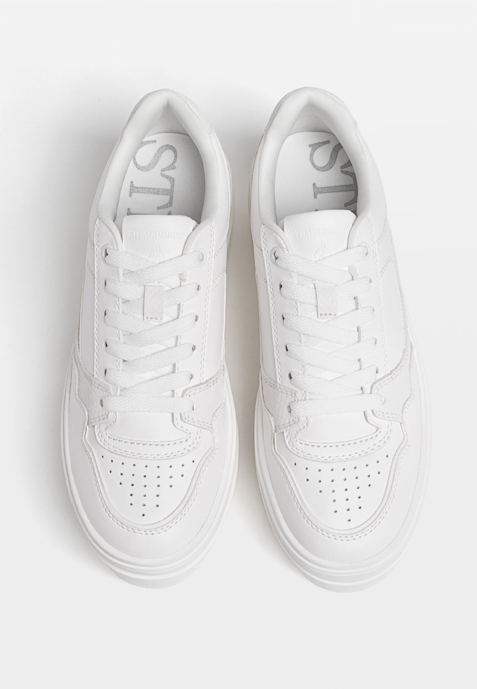 Stradivarius tenis sales plataforma