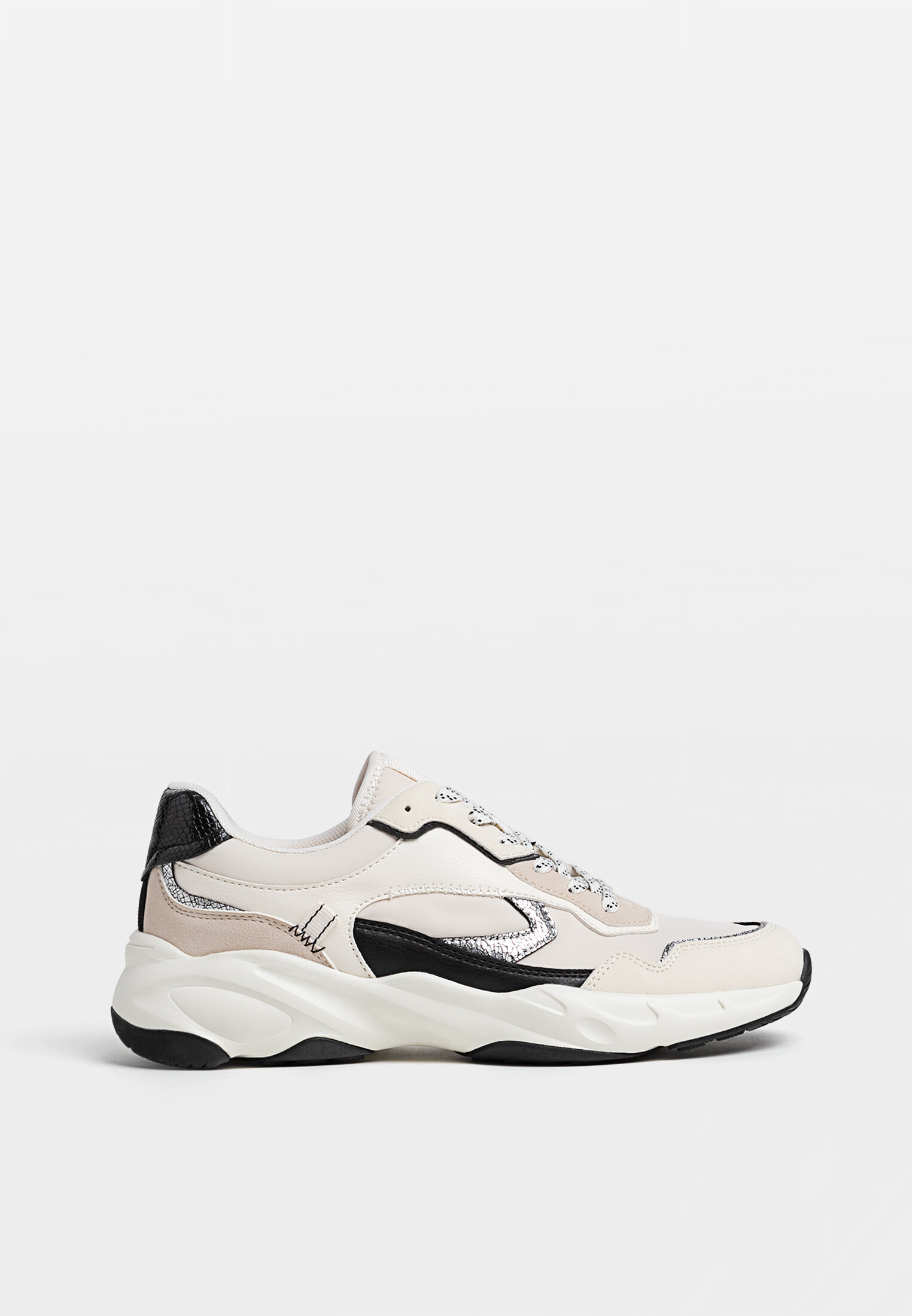 Sneakers stradivarius 218 top