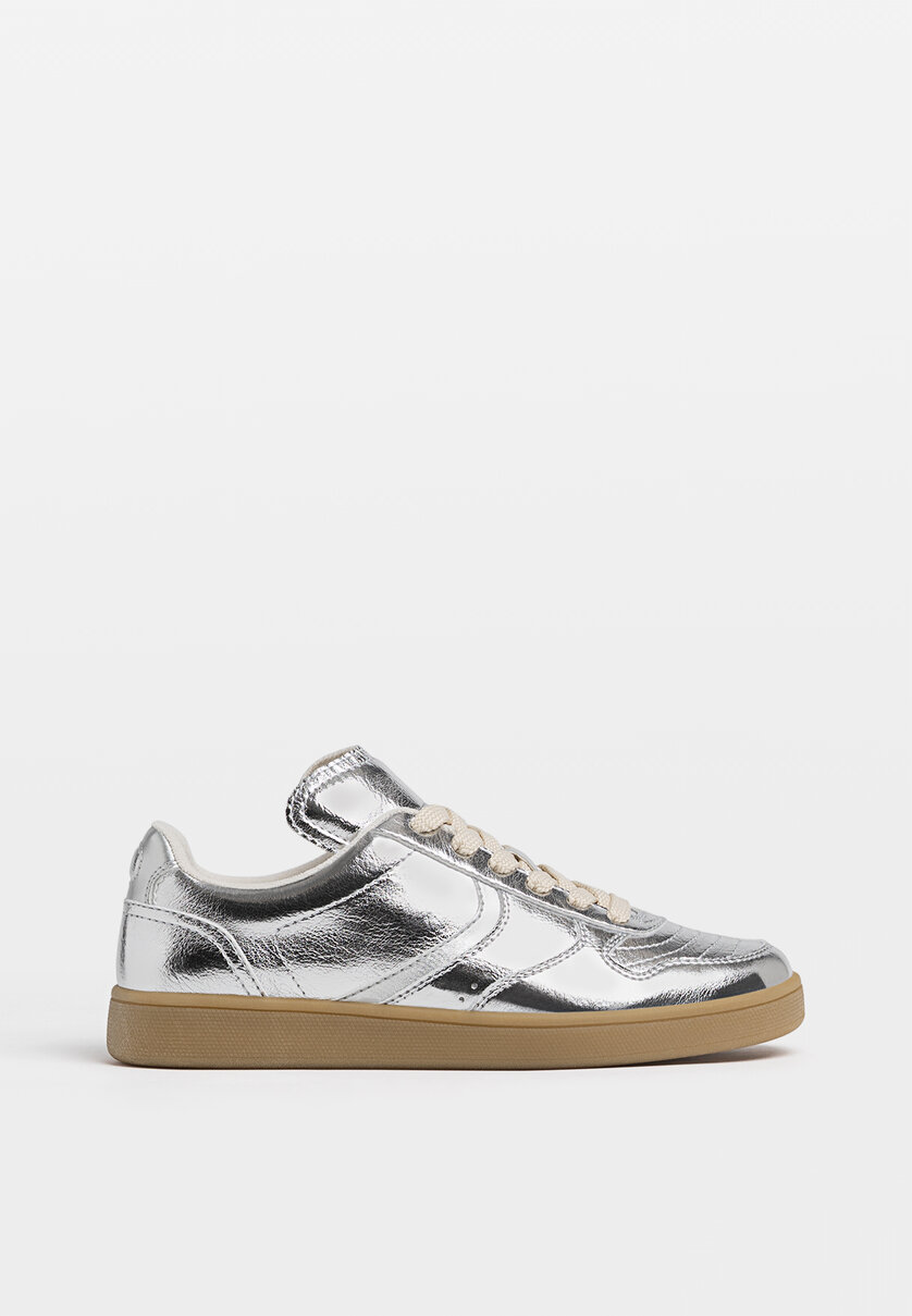 Gümüş rengi günlük retro spor ayakkabı