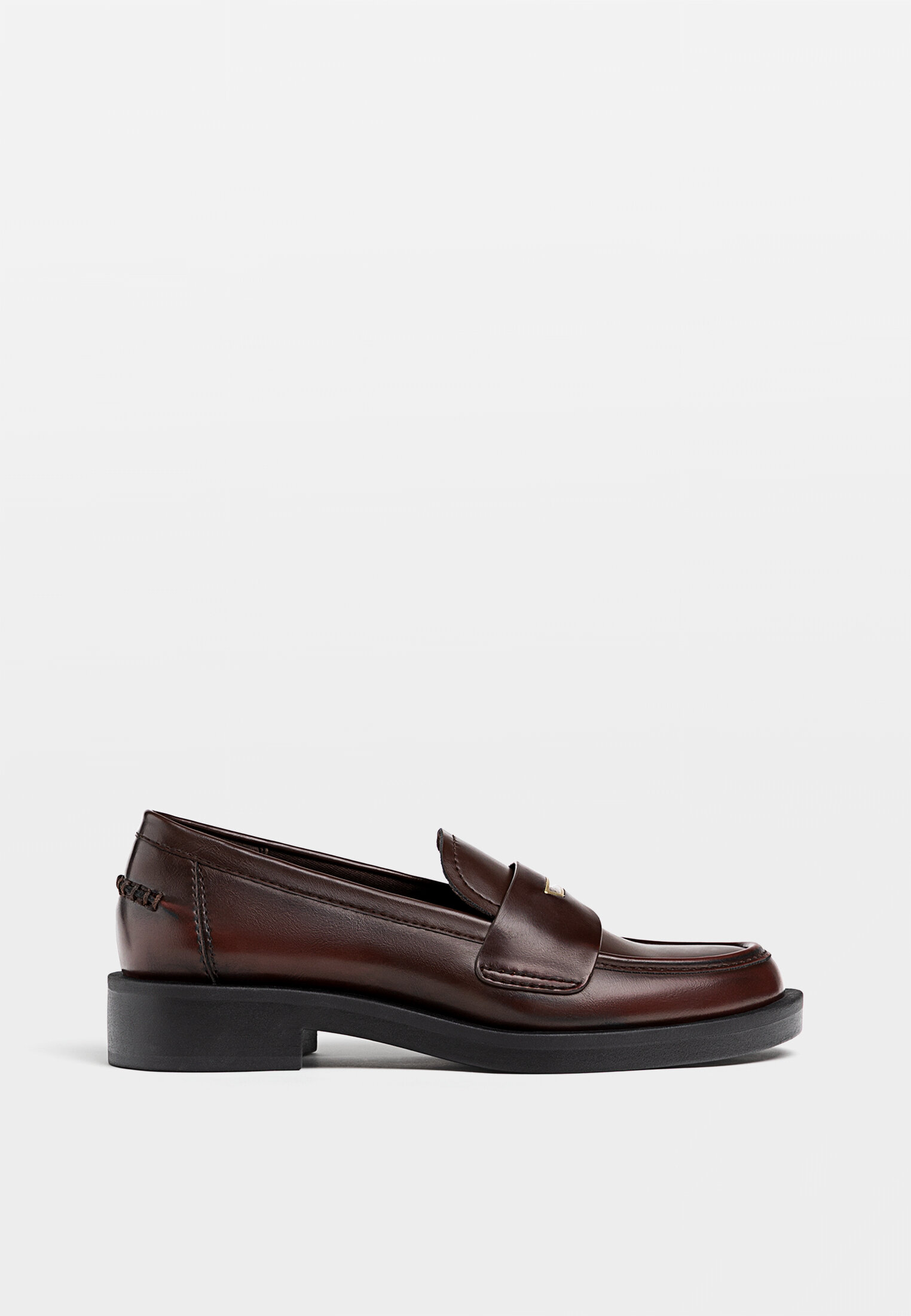 Mocassin stradivarius on sale