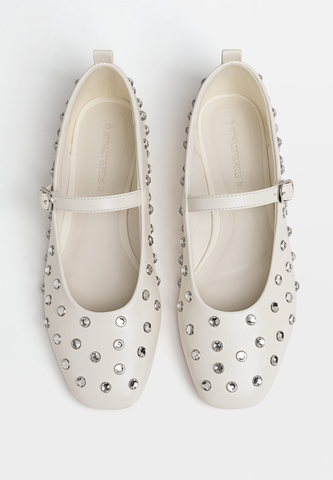 Stradivarius Ballet flats with rhinestone ankle strap  ECRU 5