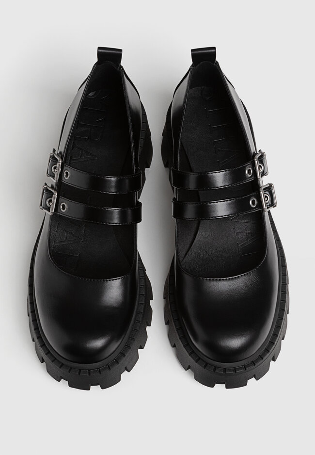 Stradivarius Flat Mary Jane shoes with track soles  BLACK  3