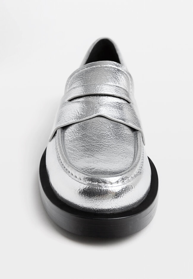 Stradivarius Penny loafers  SILVER 4