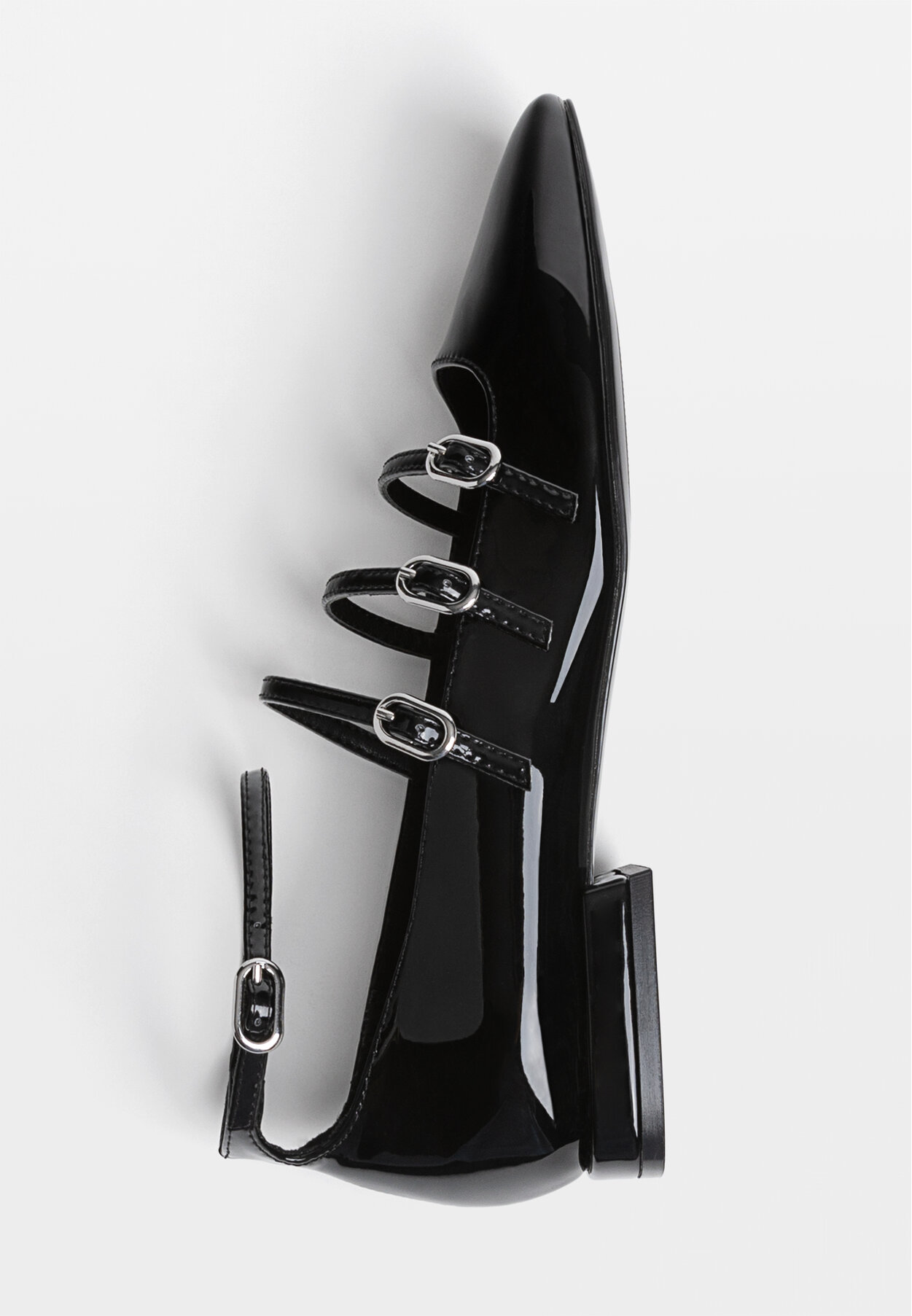 Zapatos planos de mujer Stradivarius Espa a