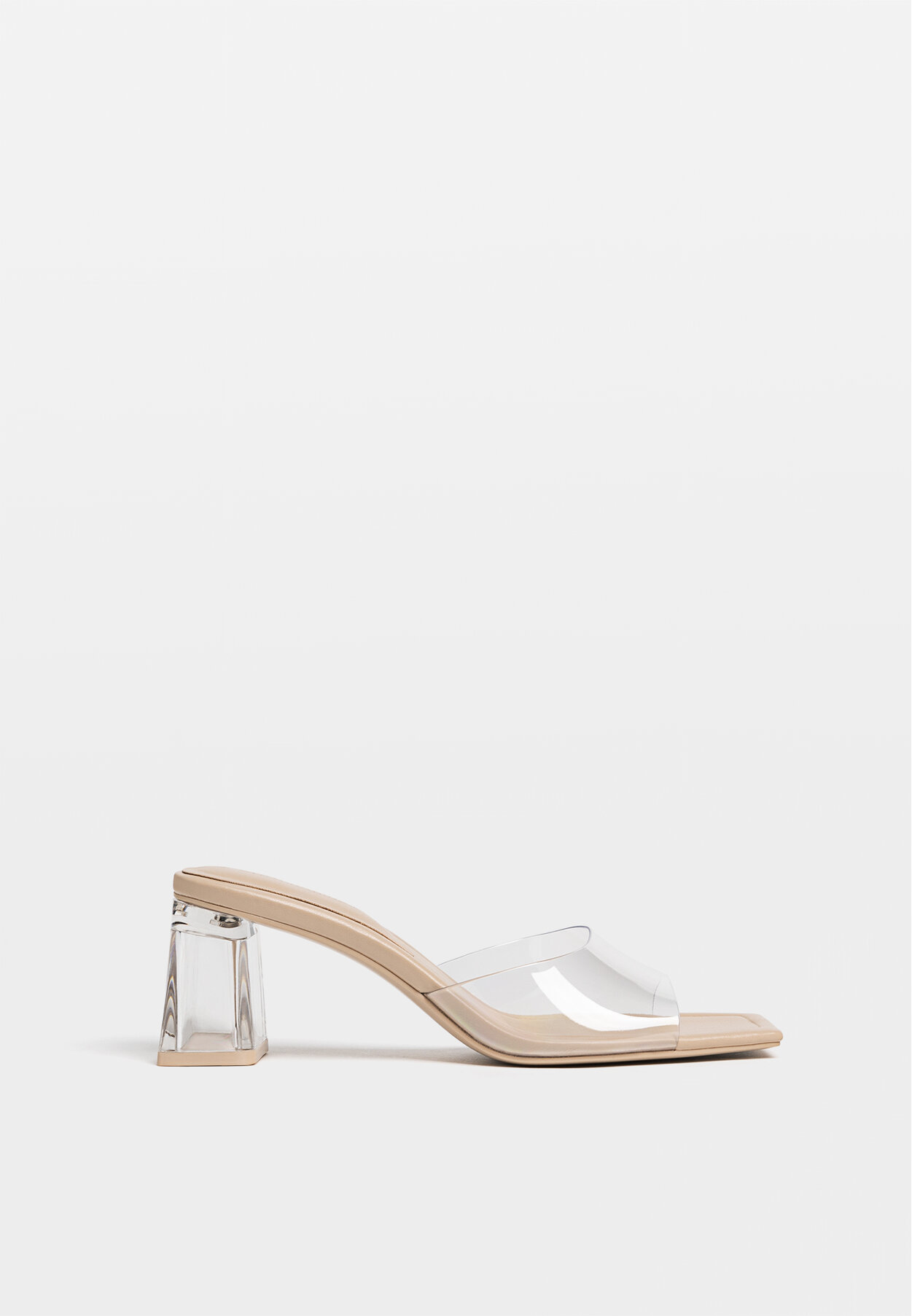 Zapatos discount vinilo stradivarius