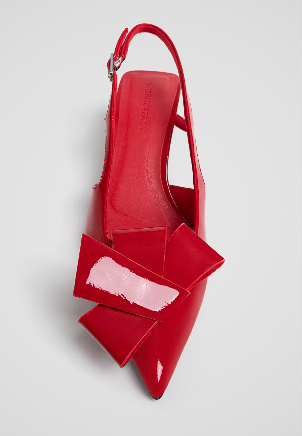 Zapatos best sale transparentes stradivarius