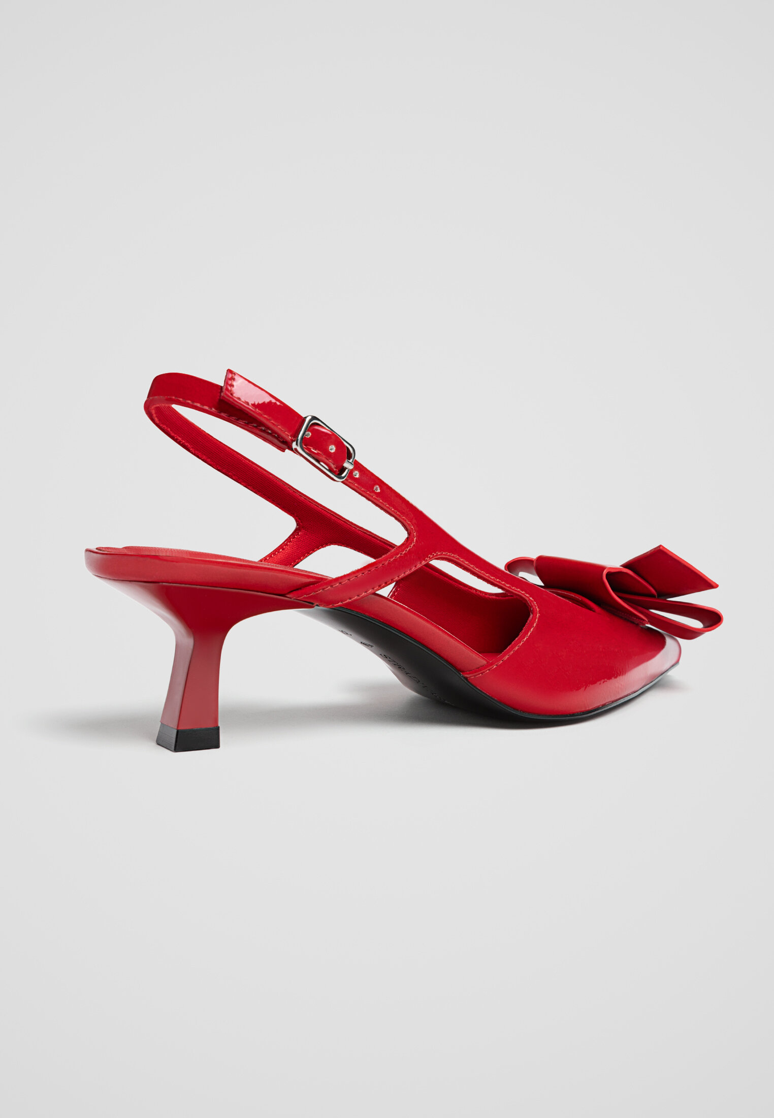 Kitten slingback shoes Women s fashion Stradivarius Republic