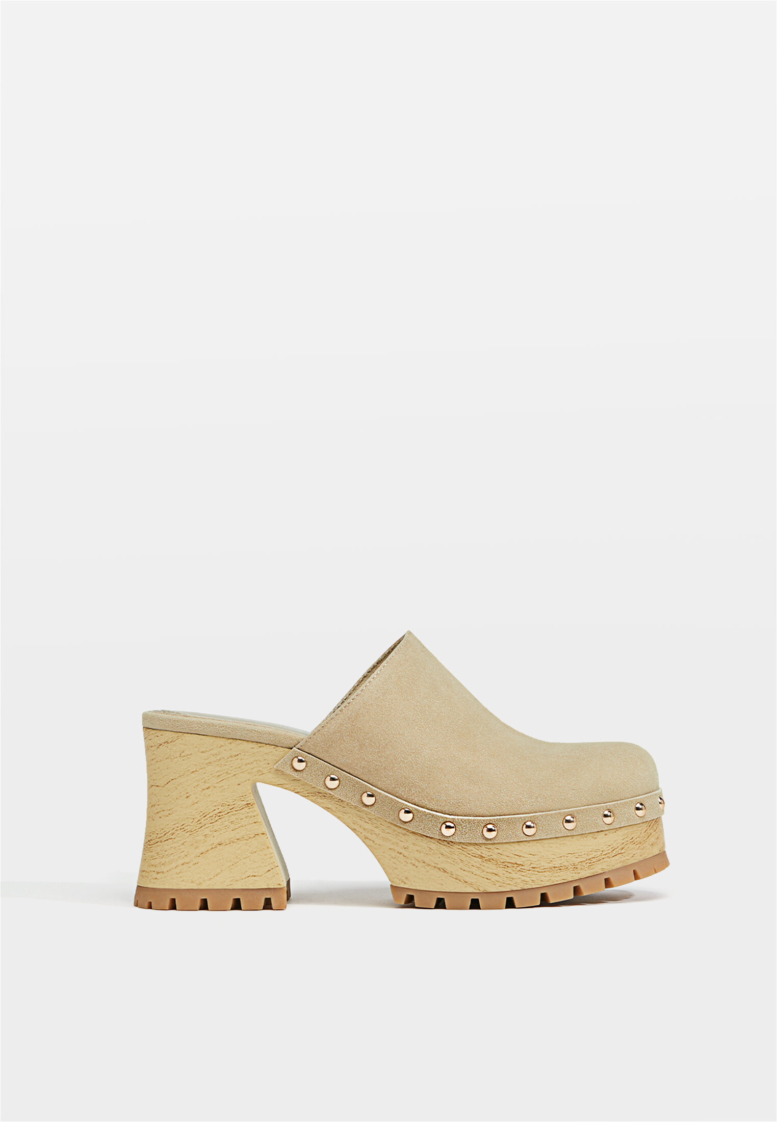 Heeled clogs with studs Women s fashion Stradivarius Worldwide