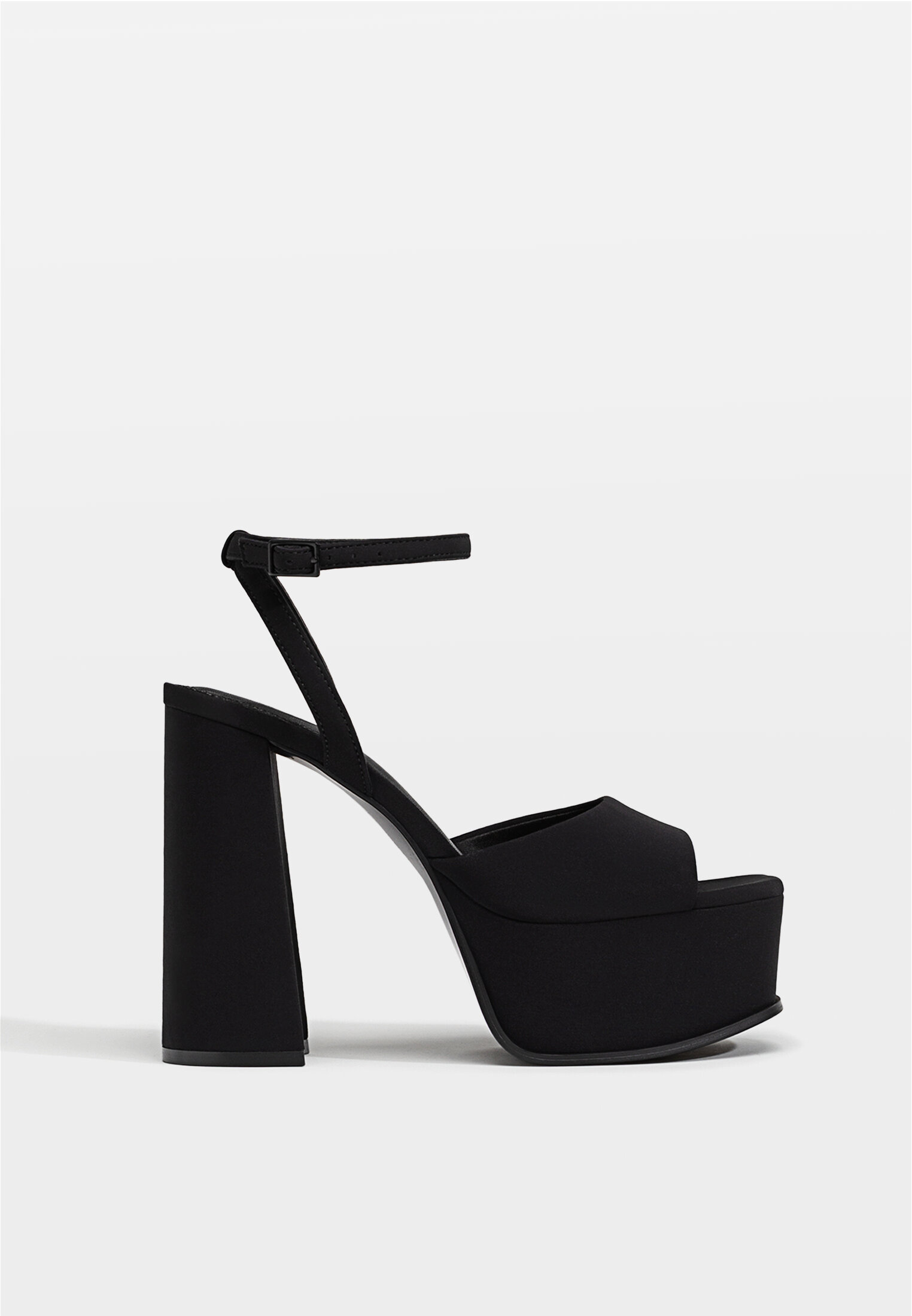 Highheel sandals with XL platform Women's fashion Stradivarius