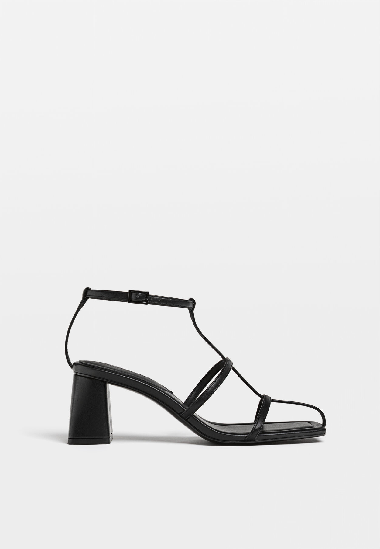 stradivarius sandales