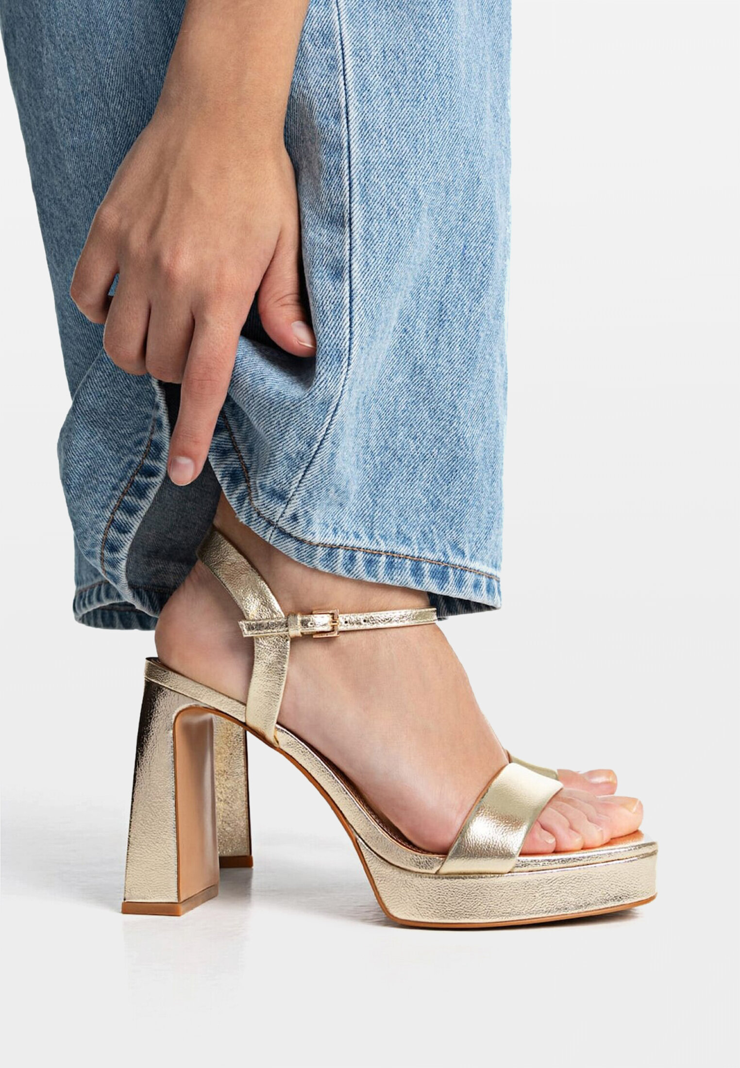 Sandales talon plateforme Wide Fit femme Stradivarius France