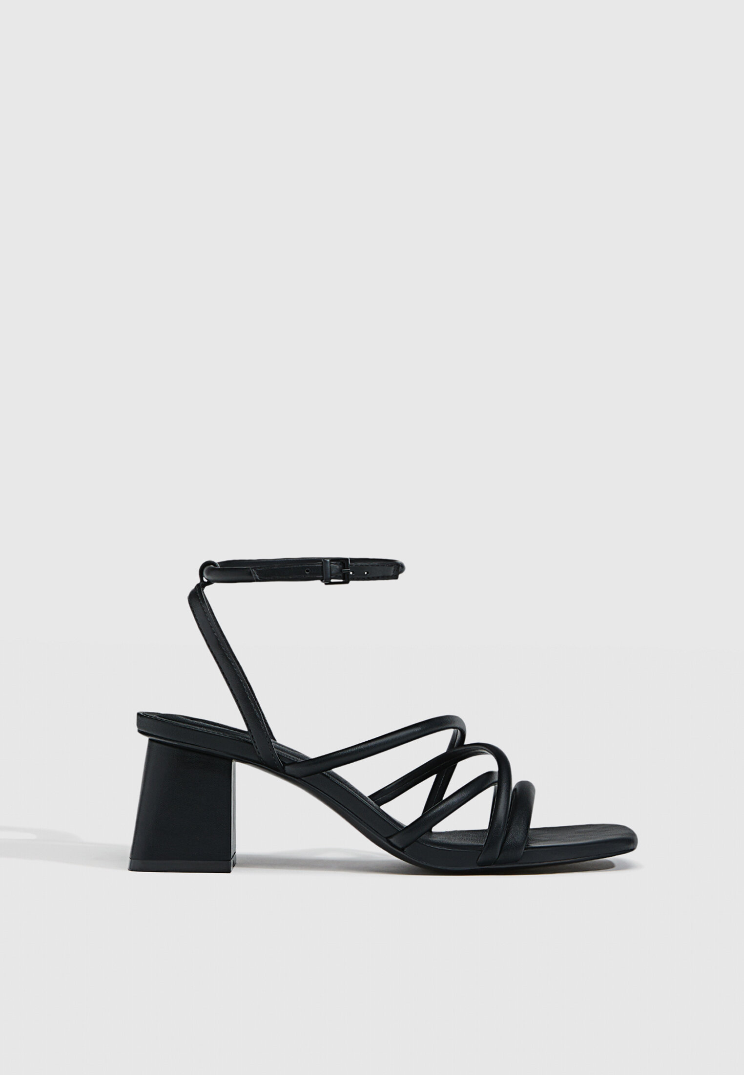 Stradivarius talon sales