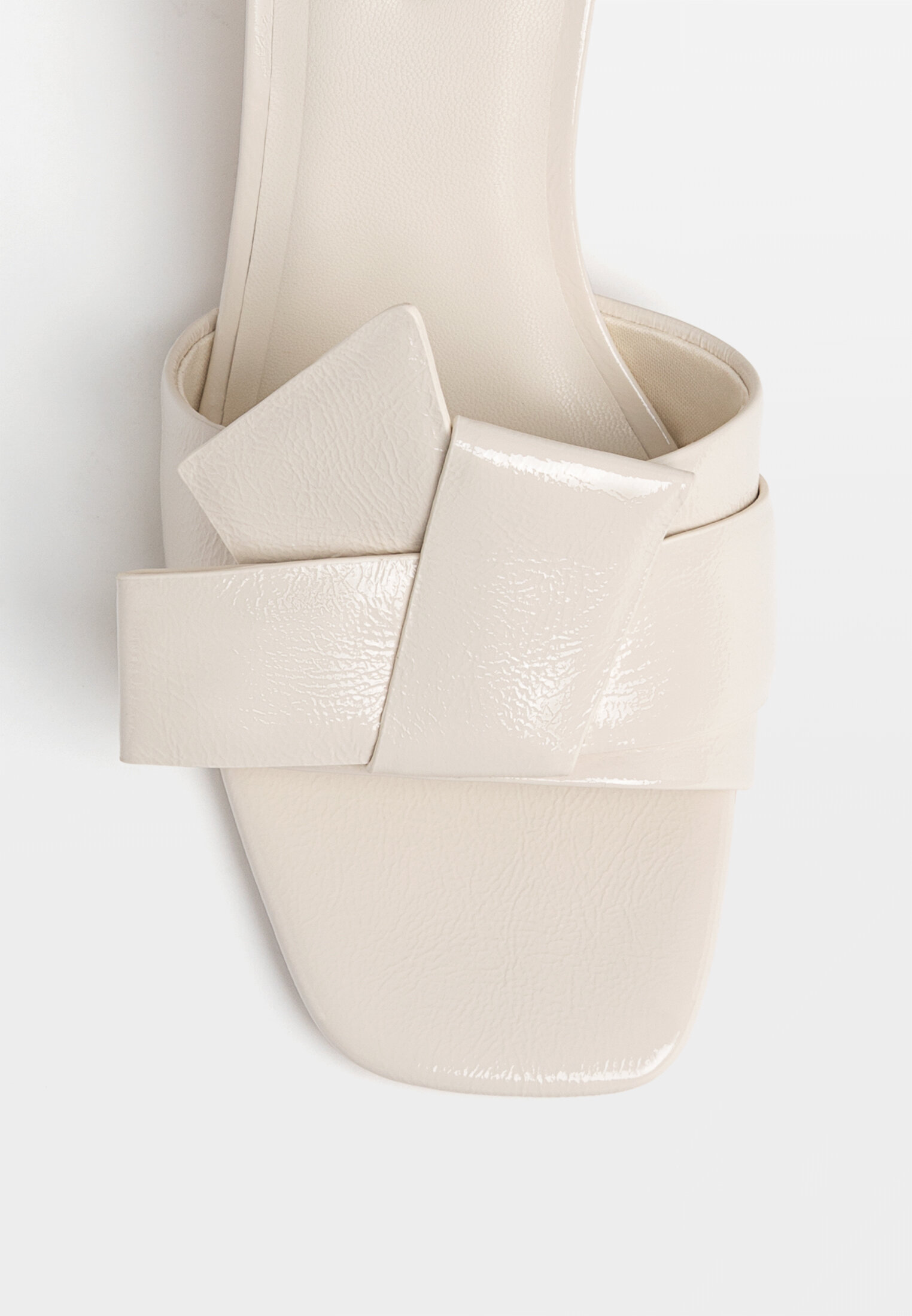 Sandalias lazo 2025 stradivarius