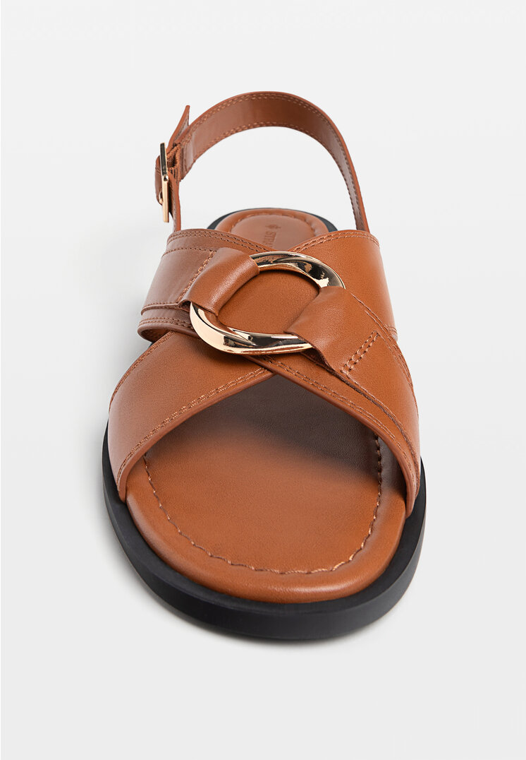 Stradivarius Flat sandals with buckle detail  TAN  4