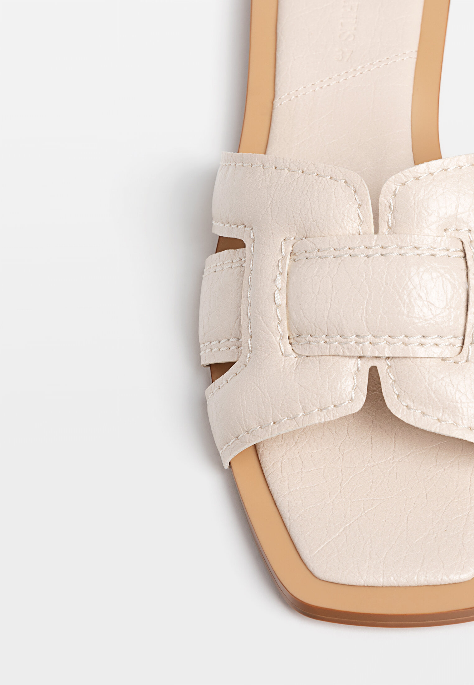 Flat strappy sandals