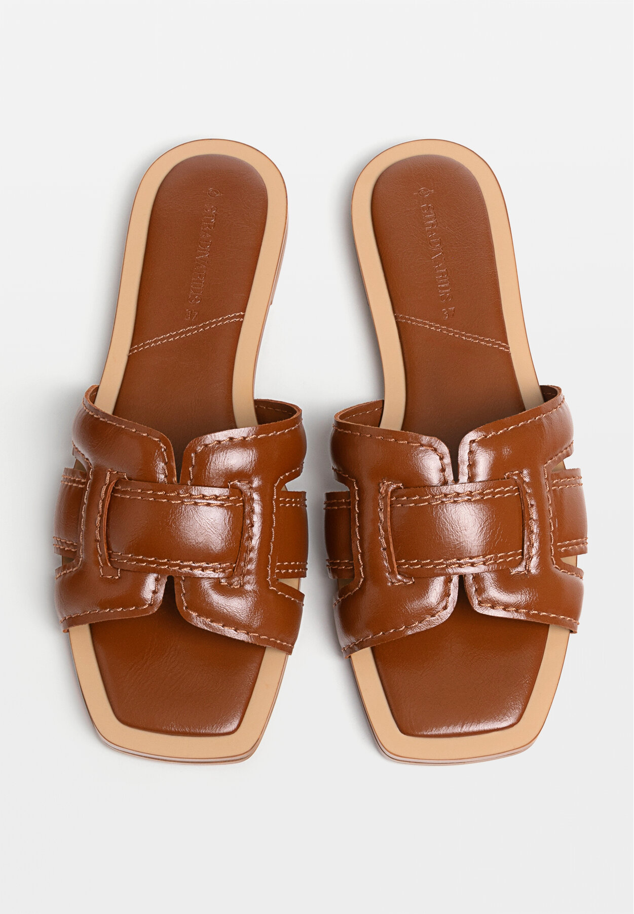 Sandalias plateadas outlet stradivarius