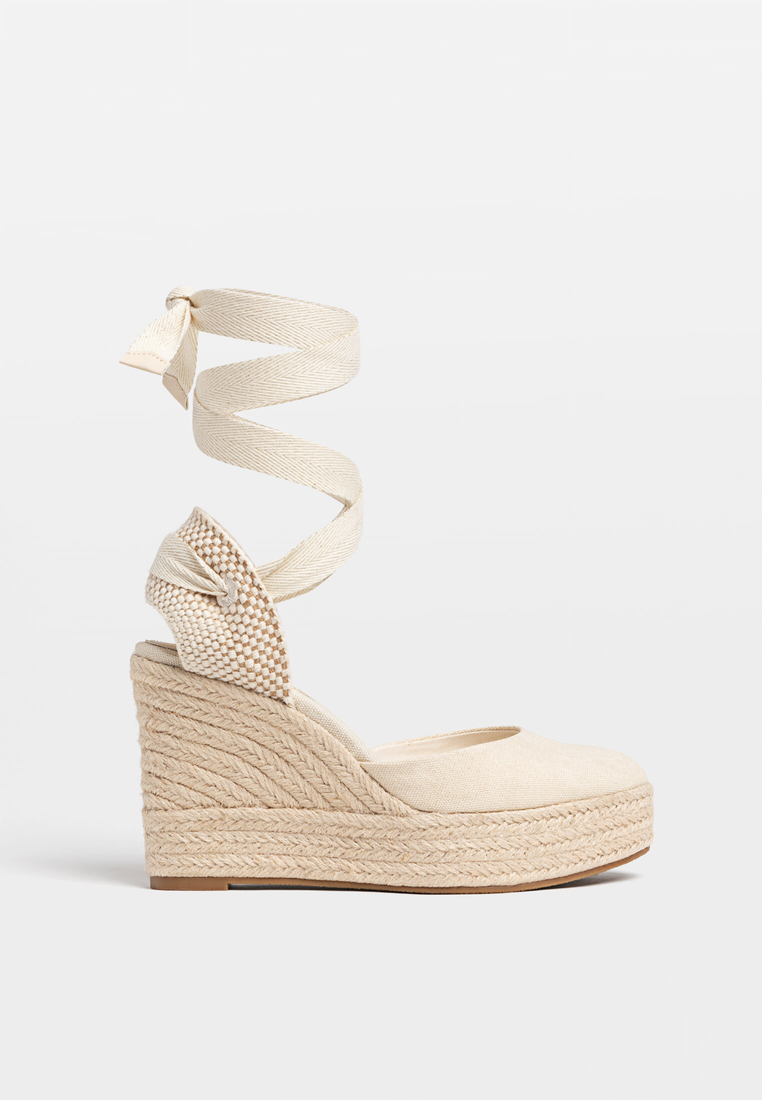 Sandales compensées stradivarius 2025