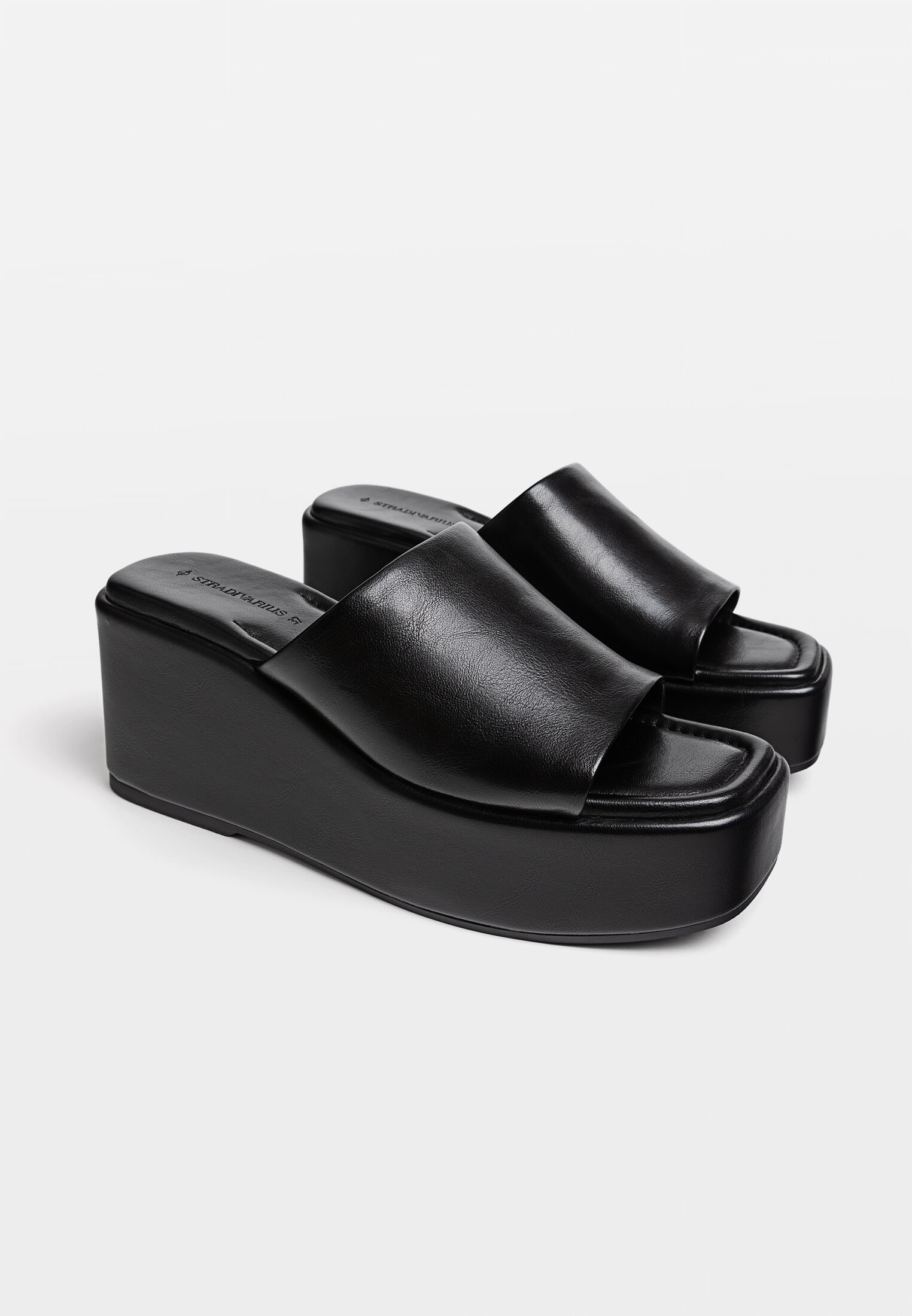 Platform clogs store sandals
