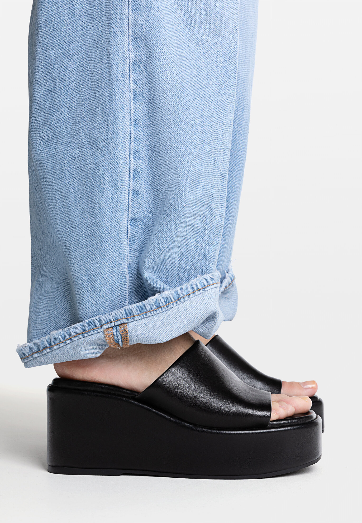 High heel platform clogs shop