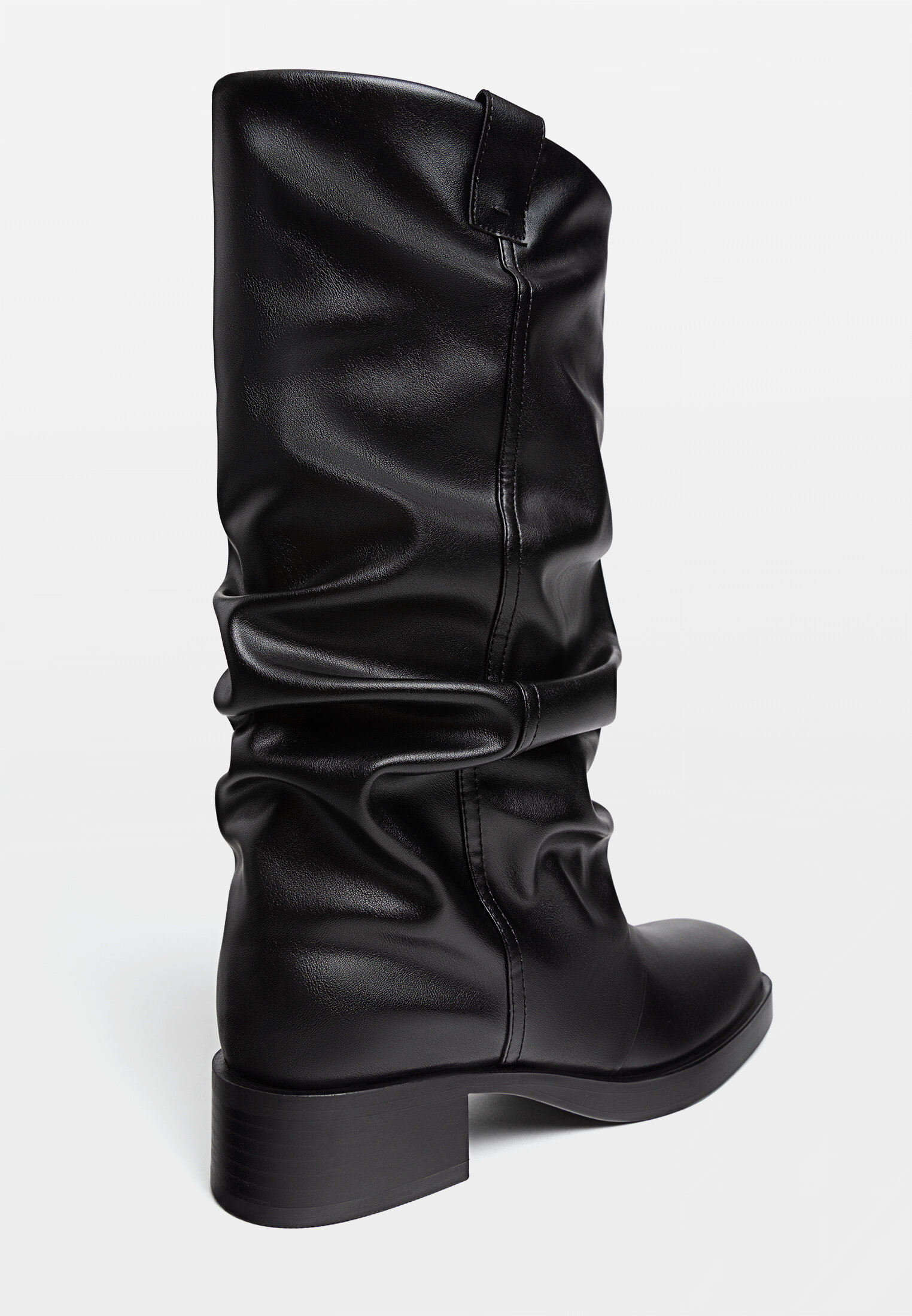 Flat leather boots store
