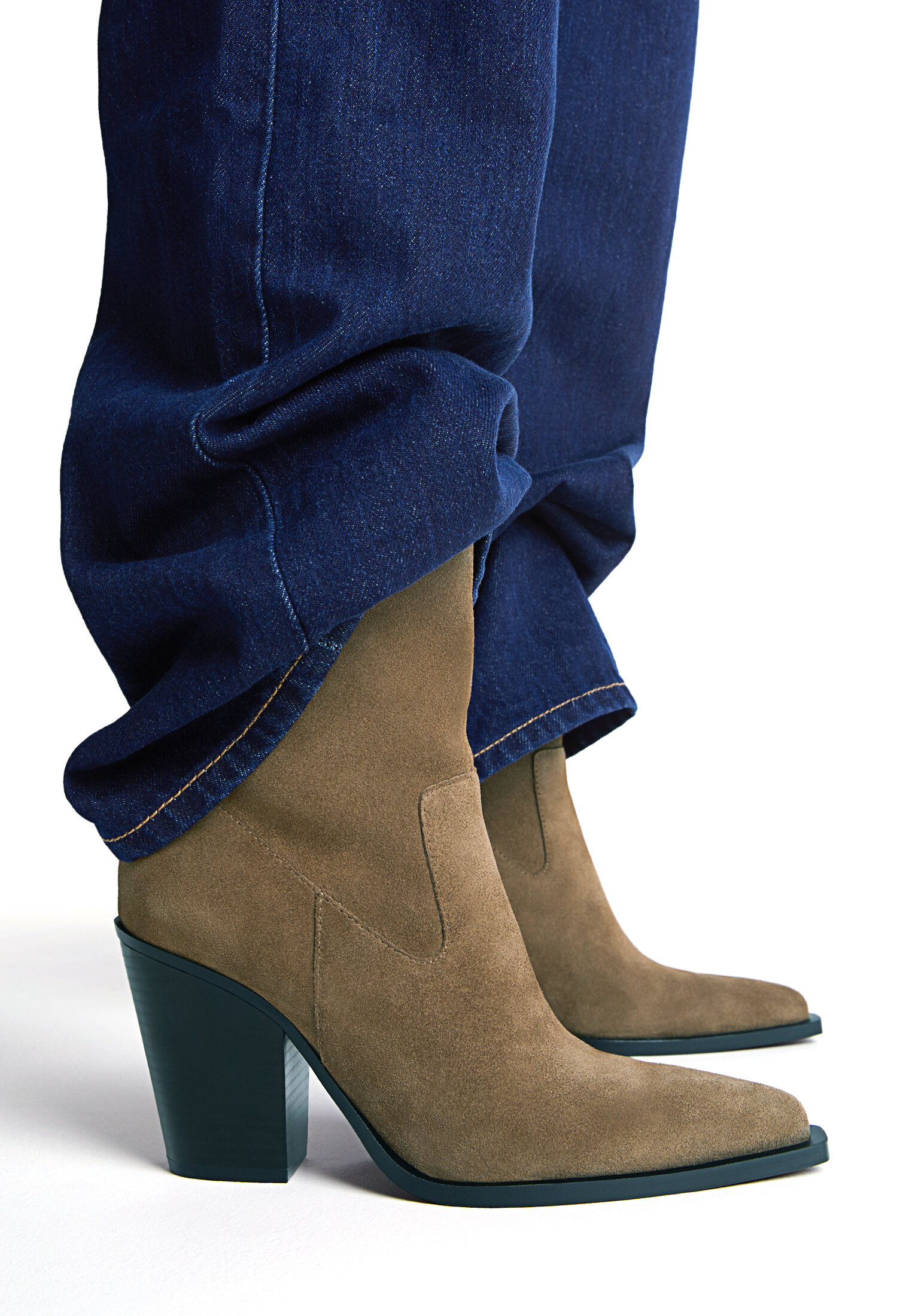 Botines azules sale stradivarius