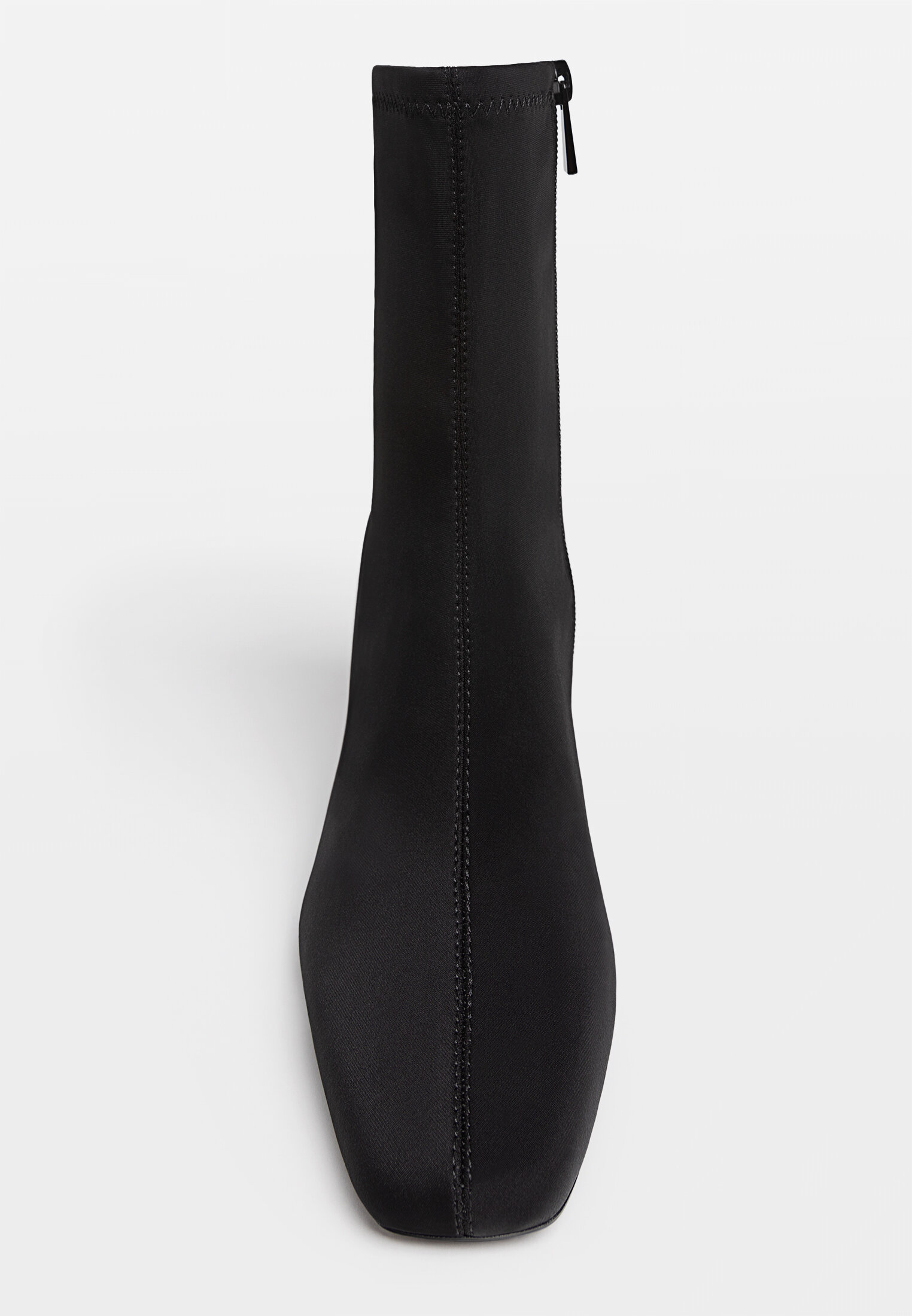 Botin negro stradivarius clearance
