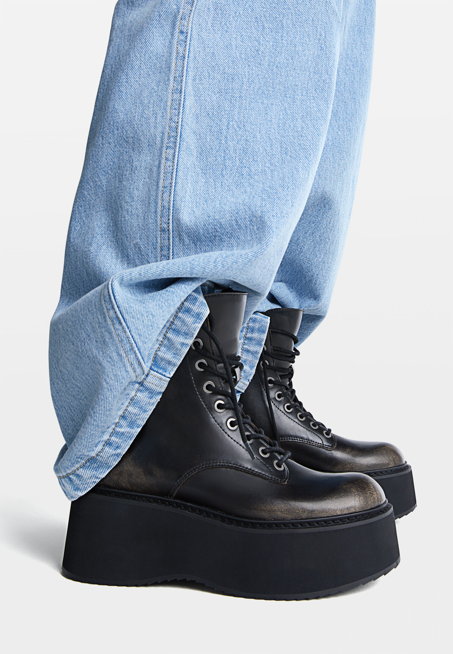 Botines azules best sale stradivarius