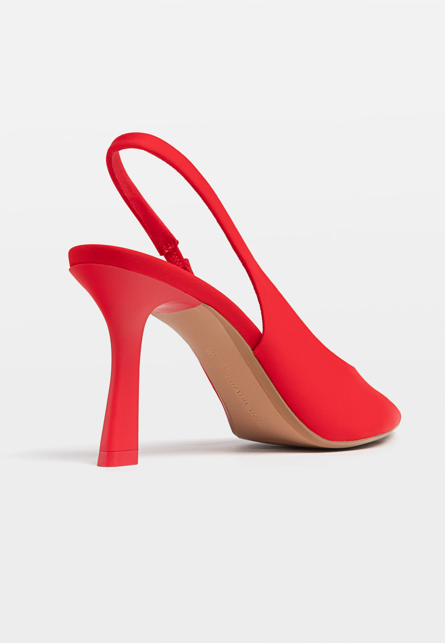 Scarpa aperta online sul tallone