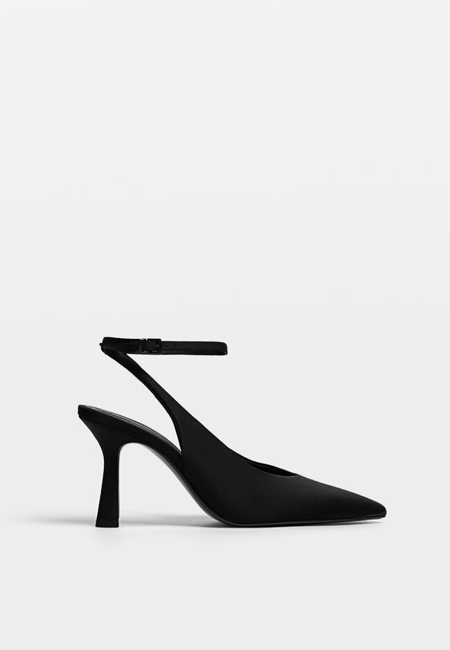 

Stradivarius Buty bez pięty na obcasie Czarny 37