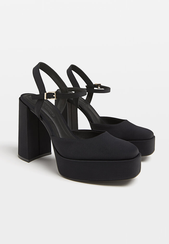 Stradivarius Scarpe con tacco e plateau slingback  NERO  40