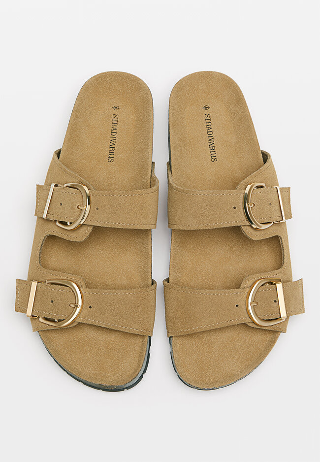 Stradivarius Flat leather sandals with buckles  BEIGE 4