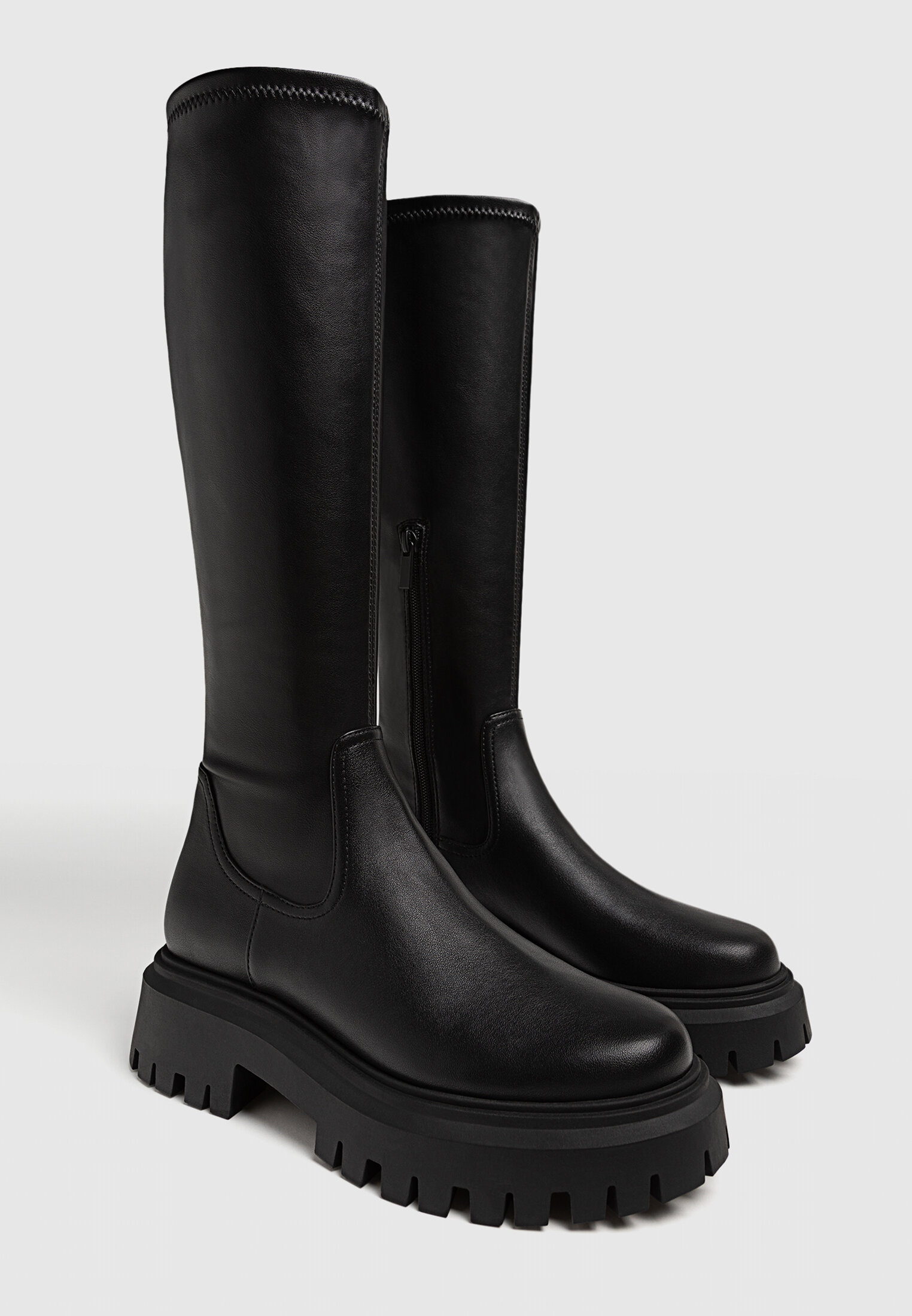 Botas cheap planas stradivarius