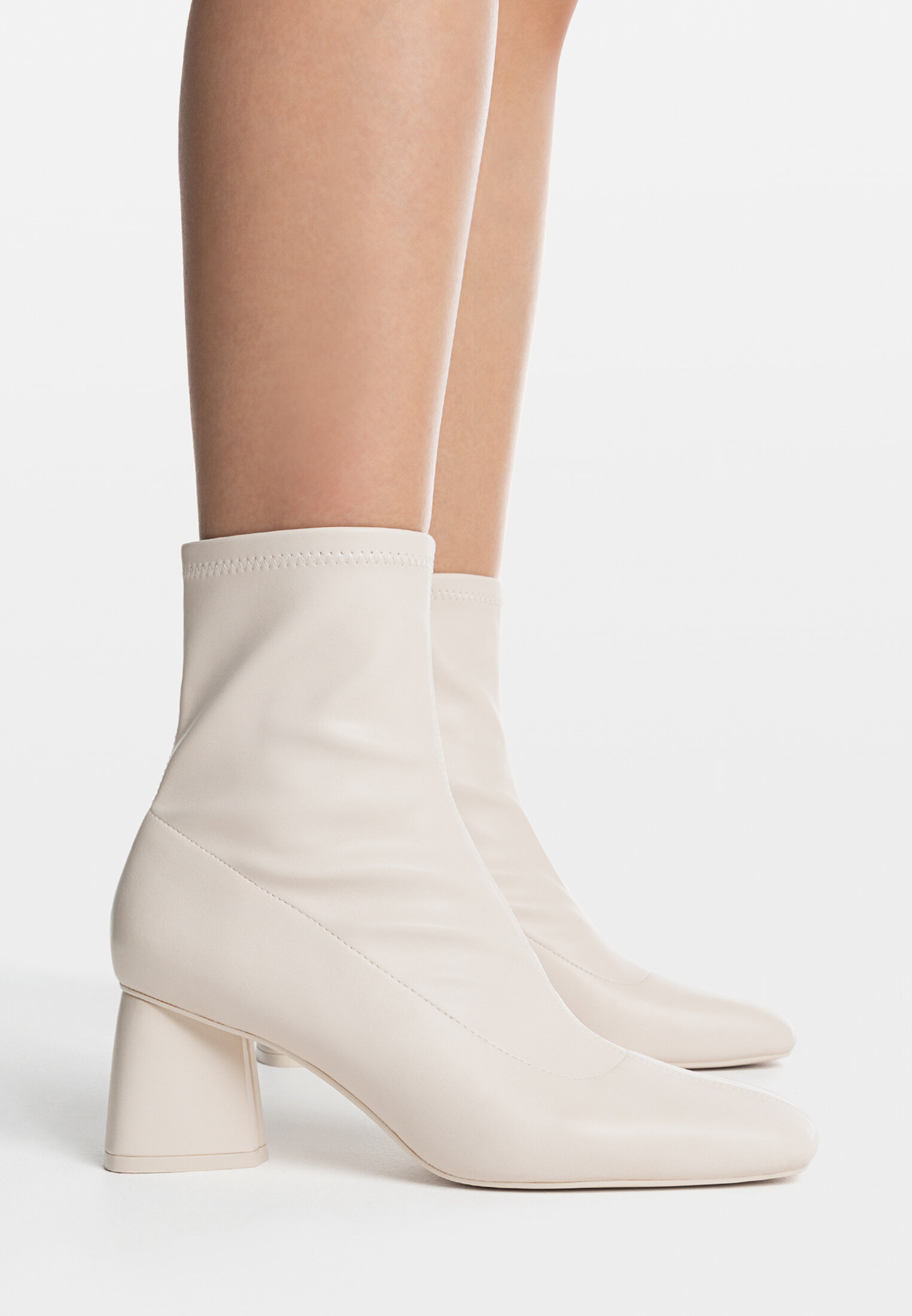 Mid heel boots online