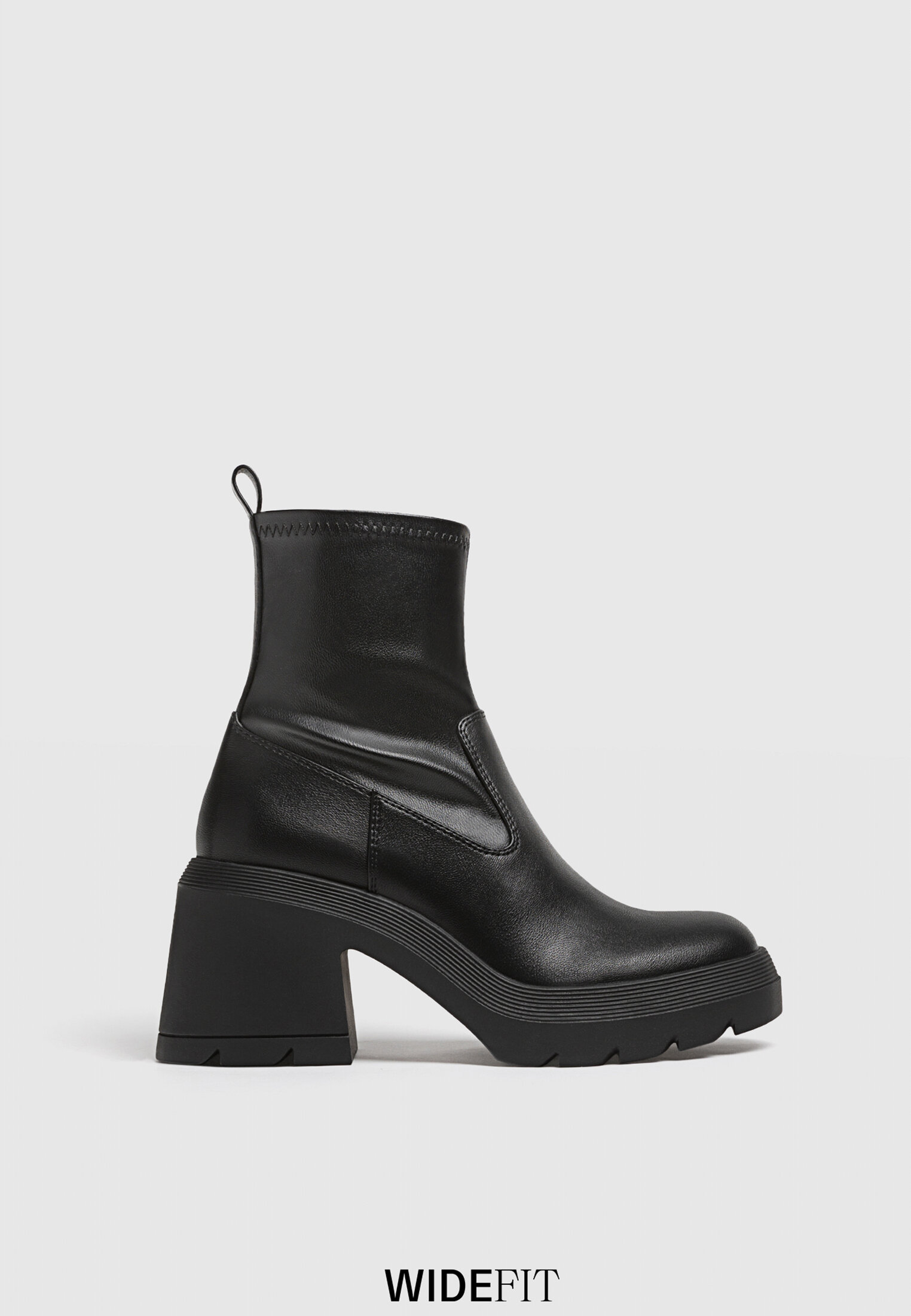 High heel platform ankle boots Women s Wide Fit Stradivarius