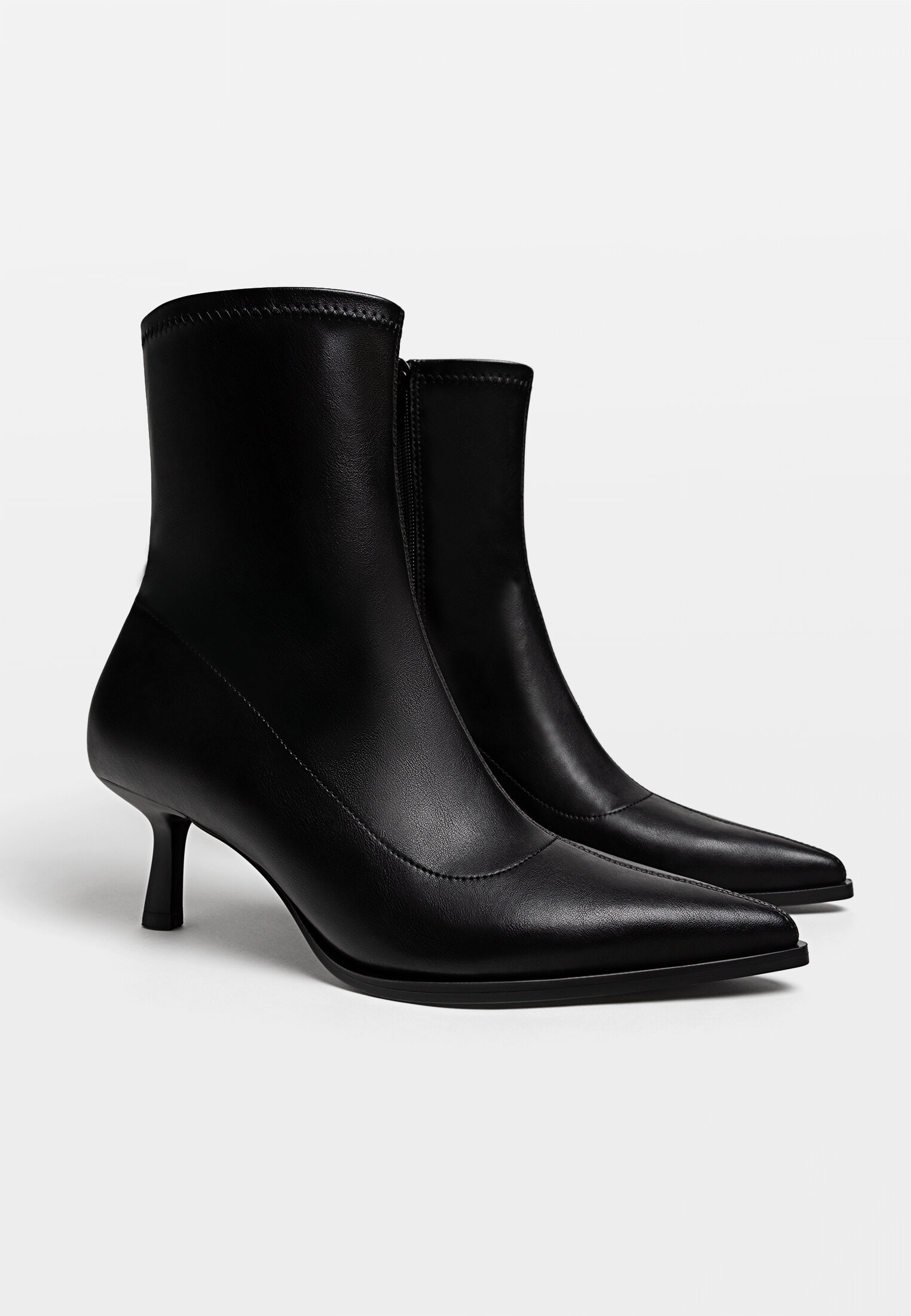 Stradivarius stivaletti sale