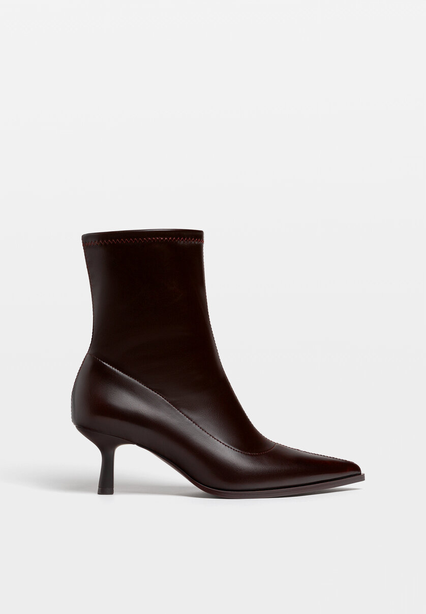 Botas marrones stradivarius outlet