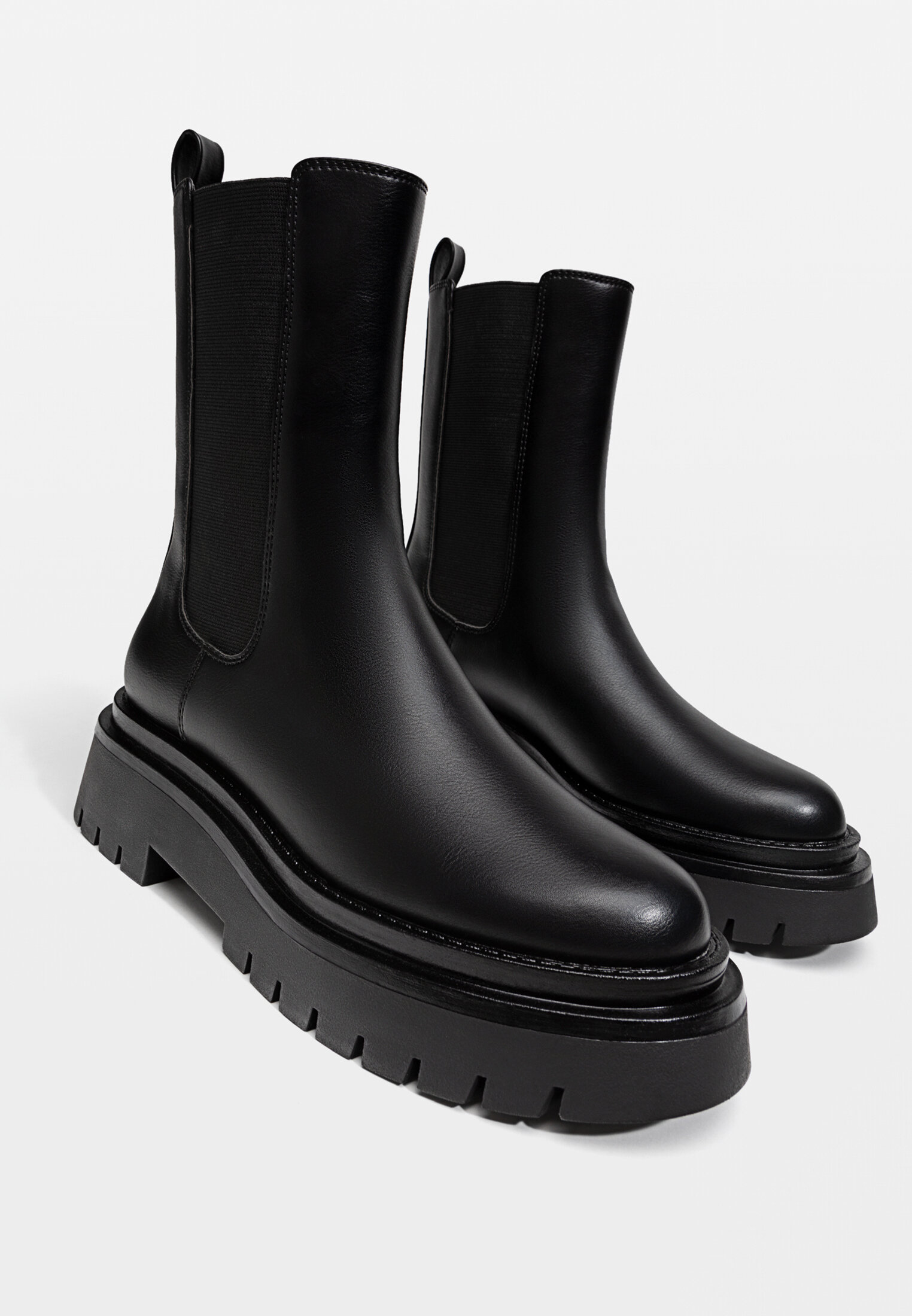 Chelsea boots stradivarius store
