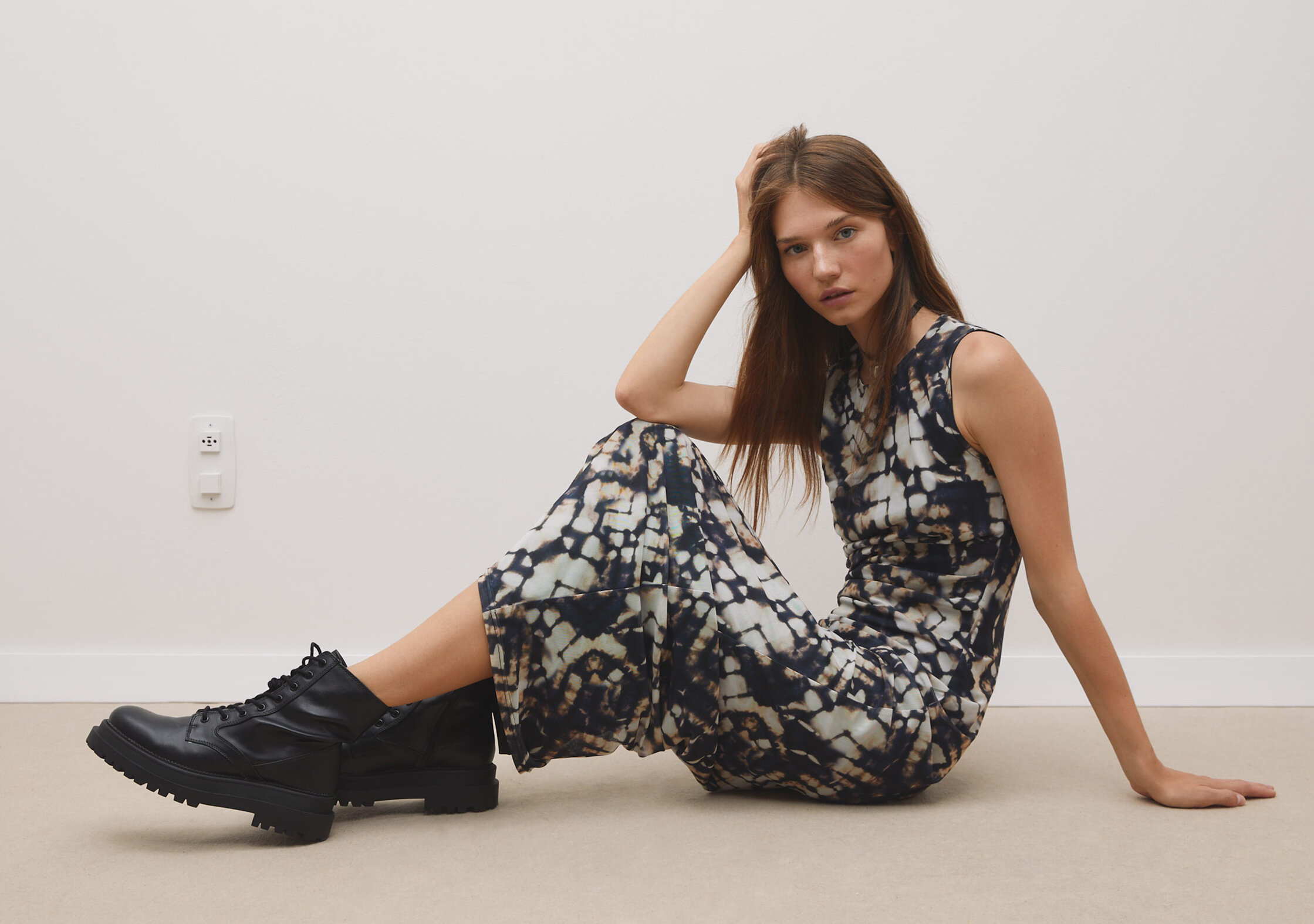 Stradivarius shop floral boots