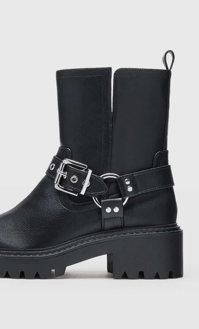 Flat biker boots women's discount