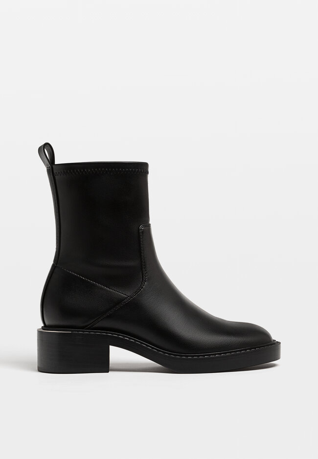 Black leather flat chelsea boots sales womens