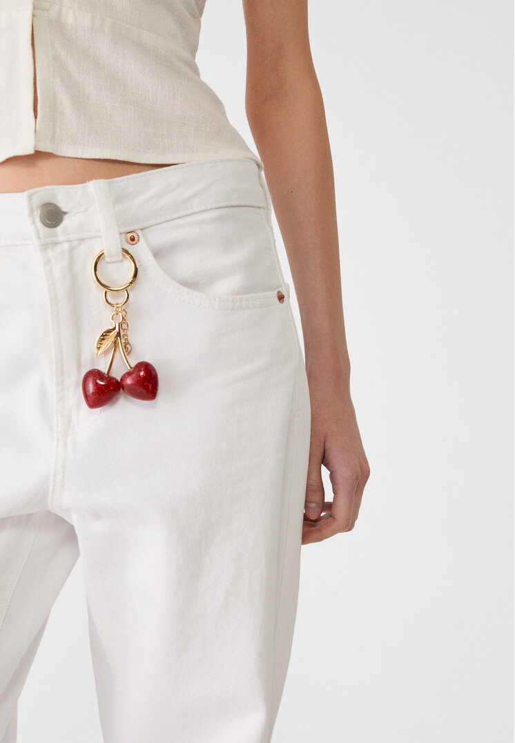 llavero charm cerezas