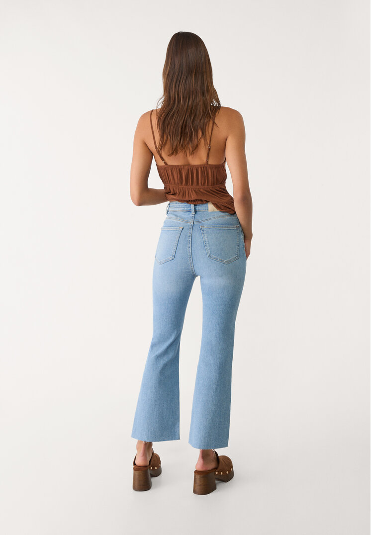 d78 jeans cropped flare