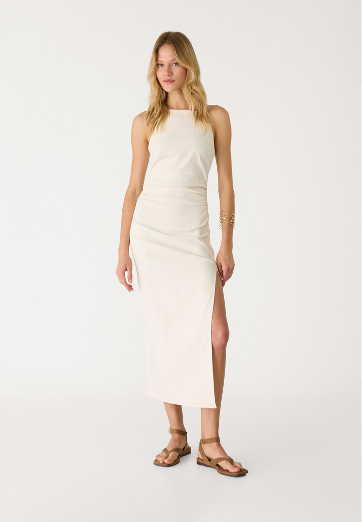 vestido halter midi