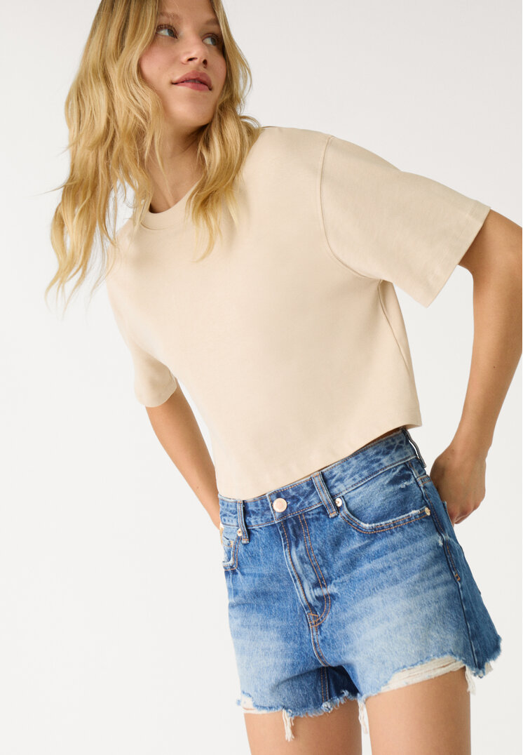 camiseta crop heavy cotton