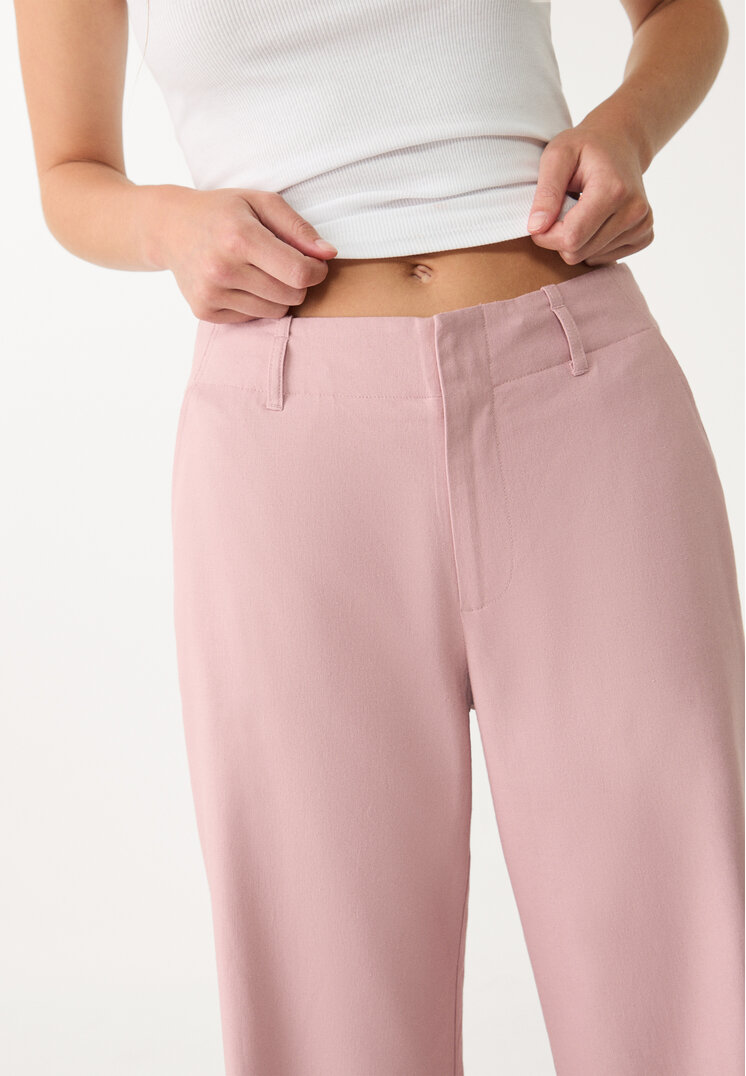 pantalon recto fluido con lino