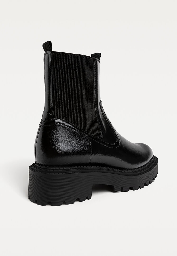 botines planos negros