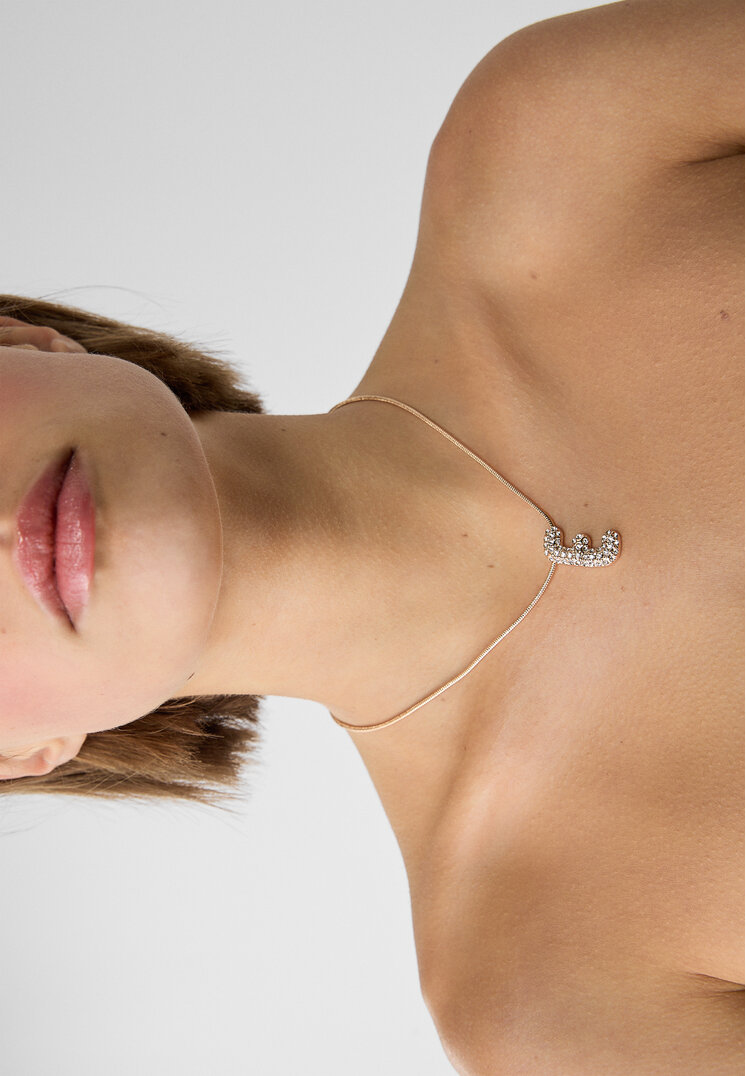 collar inicial brillos